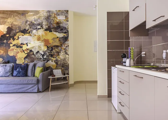 Centralflats 195 Private Apartment