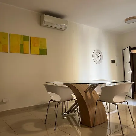 Centralflats 195 Private Daire Bari